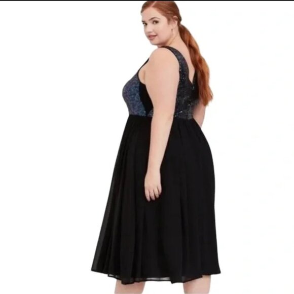 Torrid Black Sequin Chiffon Skater Midi - Picture 5 of 6